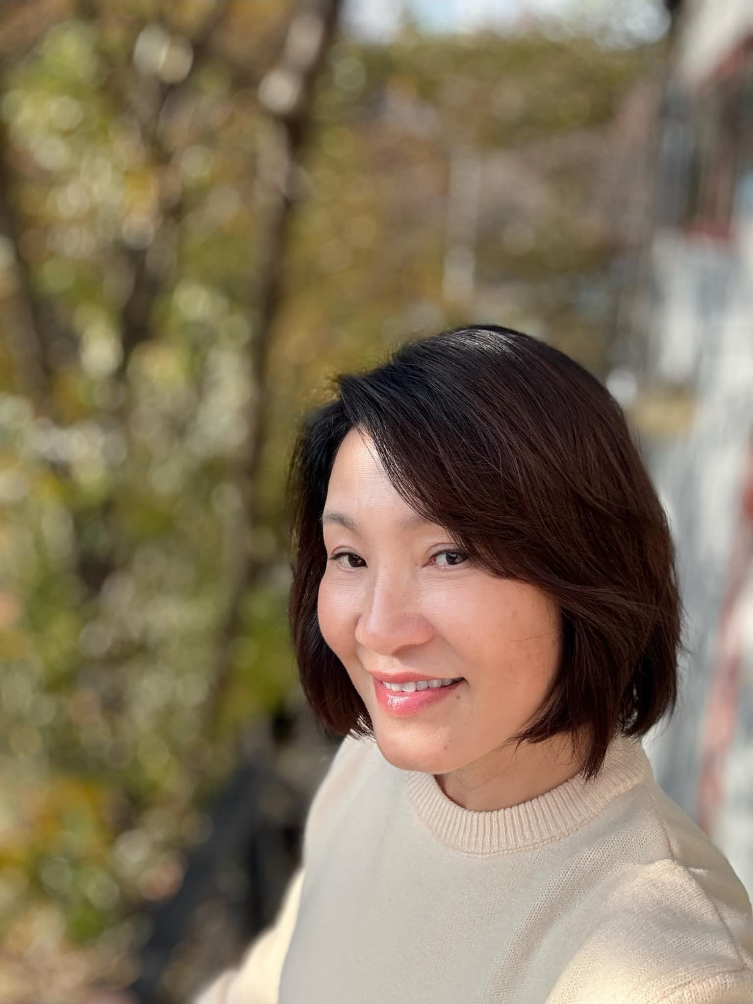 Hậu ly hôn, Hồng Đào tập trung đi du lịch tận hưởng cuộc sống