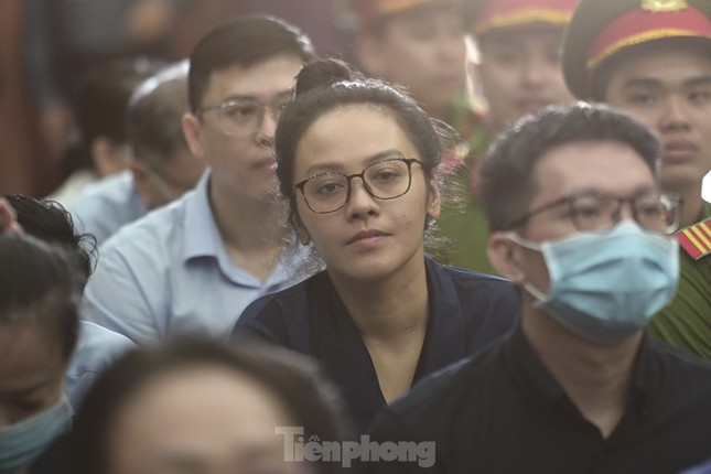 Chồng của bị cáo Trương Huệ Vân nộp hơn 7,5 tỷ đồng khắc phục hậu quả cho vợ.