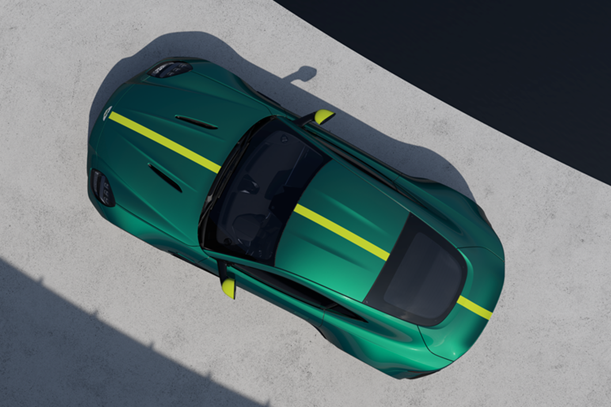 Vì đây là lễ kỷ niệm thành tựu của môn thể thao đua xe, nên mỗi chiếc xe sẽ được hoàn thiện theo một chủ đề gợi nhớ đến các biểu tượng đua xe của Aston Martin. Màu sơn cơ bản có tên gọi là Podium Green, với các điểm nhấn Aston Martin Racing Lime được áp dụng cho các viền lỗ thông hơi, ốp gương chiếu hậu và sọc đua dọc theo chiều dài của xe thể thao.