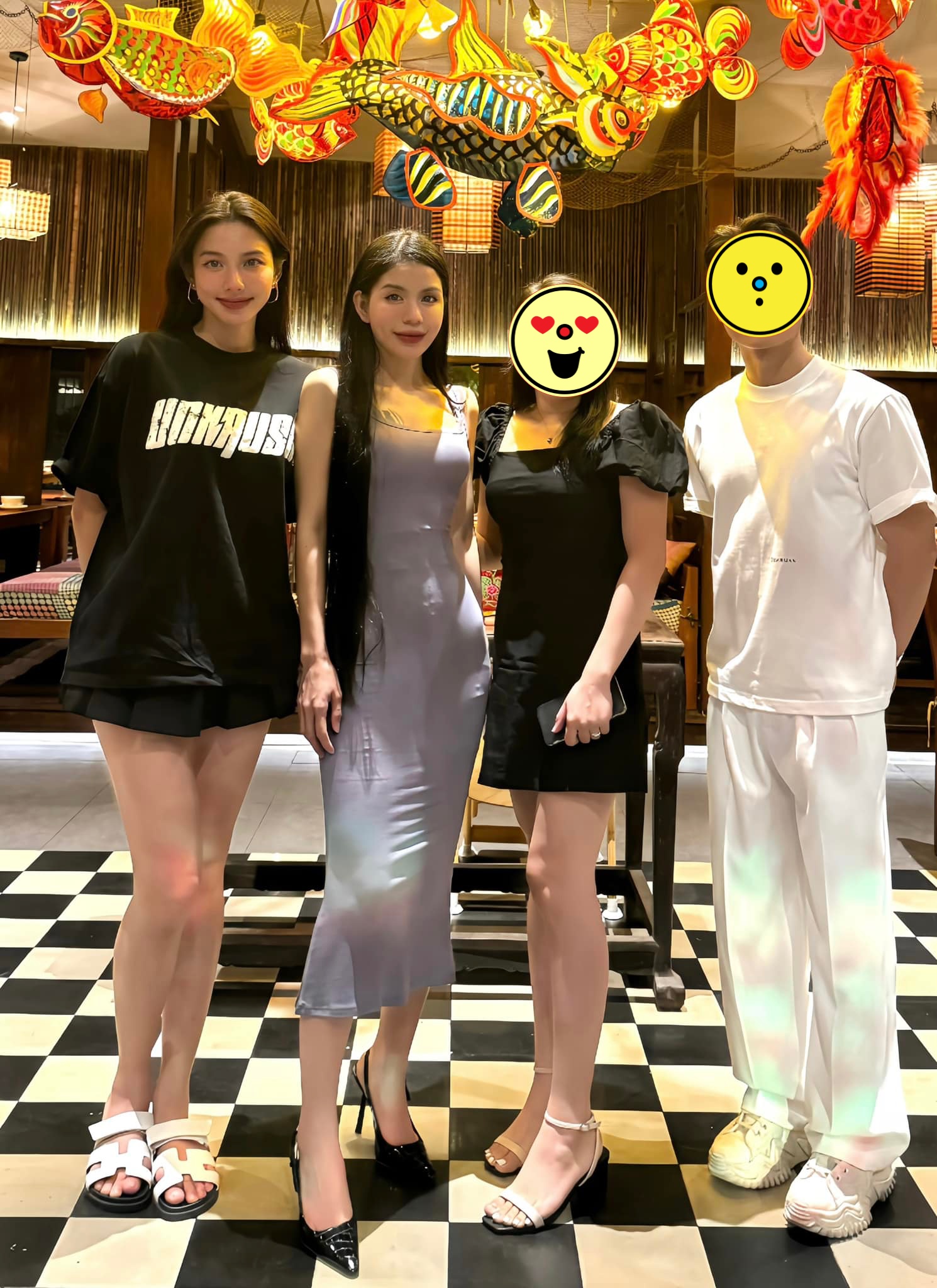 Vào tháng 8, quản lý Hằng Du Mục cho biết cô nàng và Thuỳ Tiên sẽ có màn hợp chung.