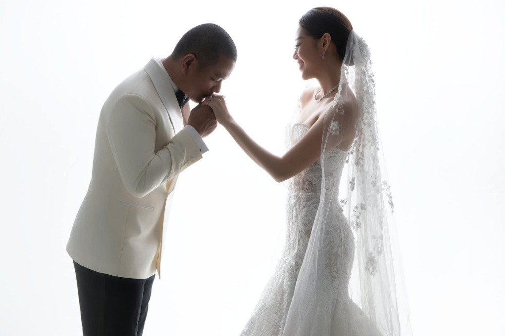 Khánh Vân và ông xã Nguyễn Long.