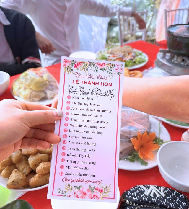 Thực đơn tiệc cưới độc lạ ở Yên Bái.