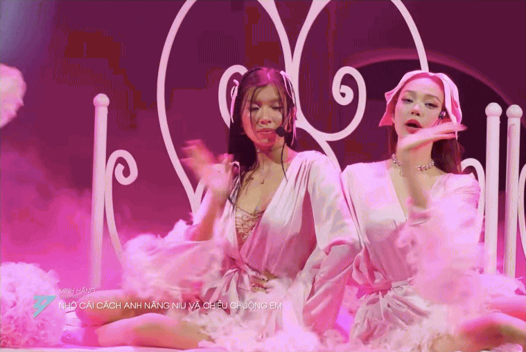 Minh Hằng hoàn toàn 