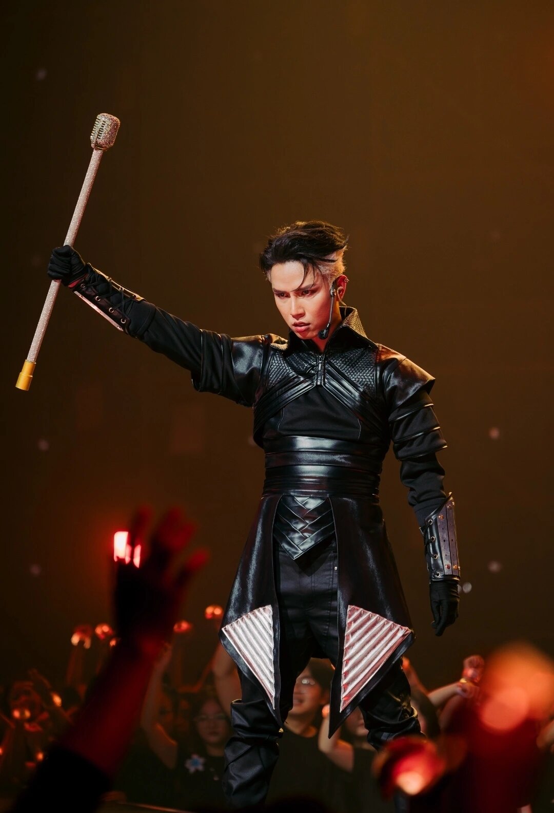 Neko Lê thu nạp lượng người hâm mộ hùng hậu sau khi góp mặt trong Anh Trai Vượt Ngàn Chông Gai