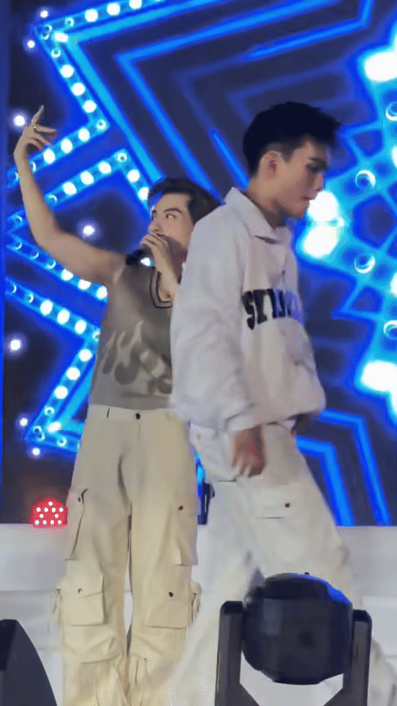 Dân tình chỉ trích Đỗ Phú Quí không đặt tâm vào phần trình diễn của mình