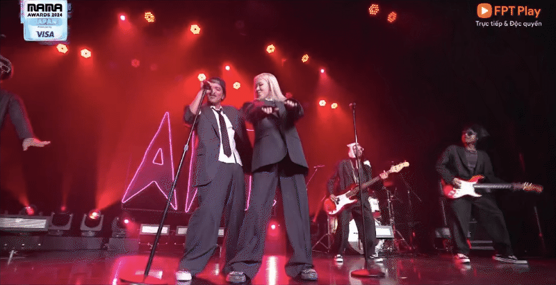 Rosé và Bruno Mars diễn APT. nhưng quay trước rồi phát sóng