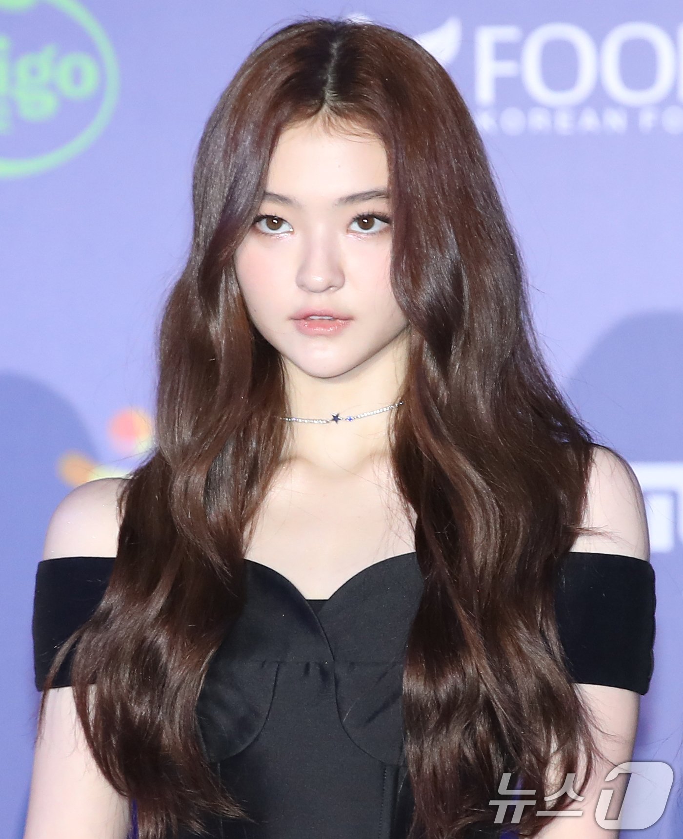 Nhan sắc và thần thái của 