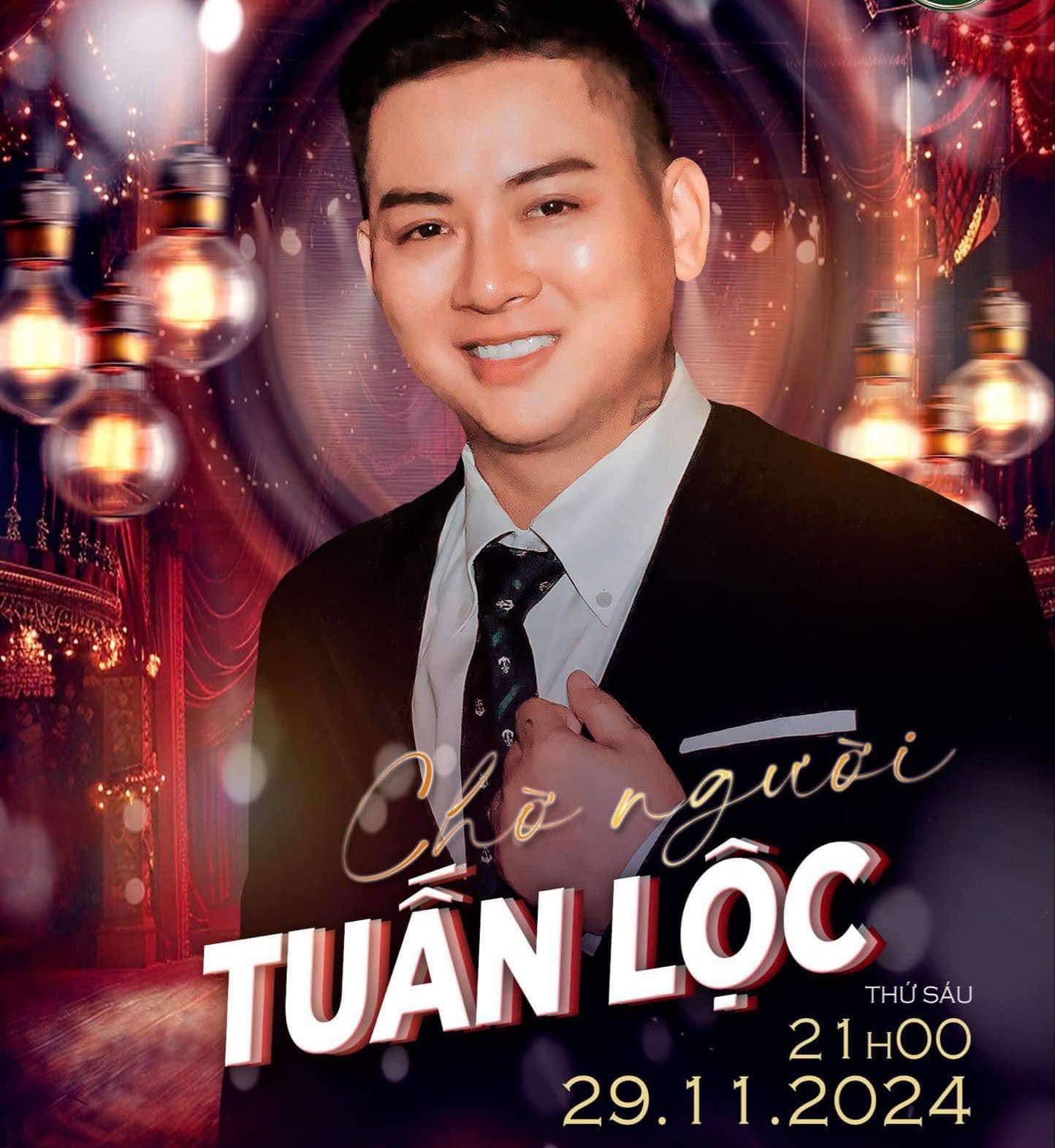 Anh sử dụng nghệ danh Tuấn Lộc cho các hoạt động nghệ thuật biểu diễn