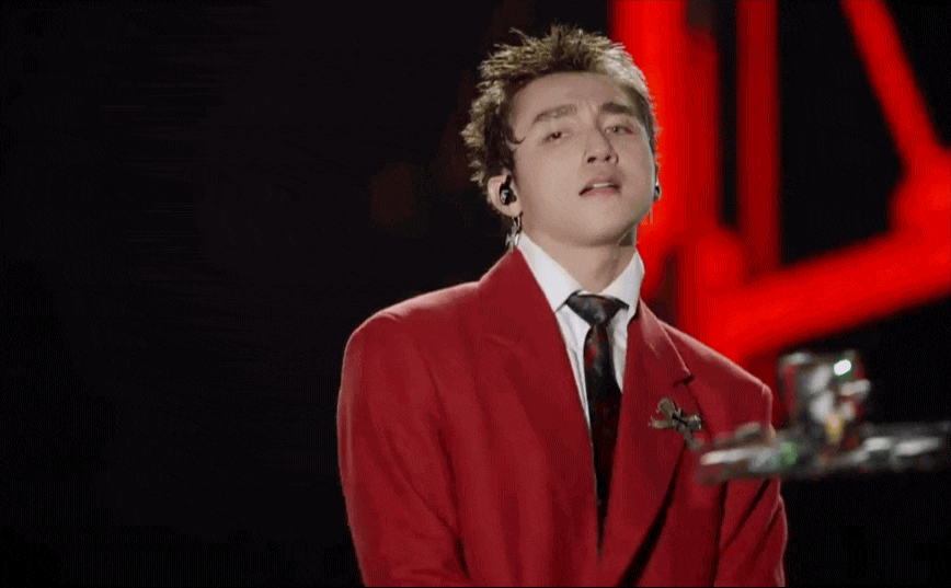 Sơn Tùng M-TP lần đầu nhắc đến việc đi diễn chỉ hú và hét