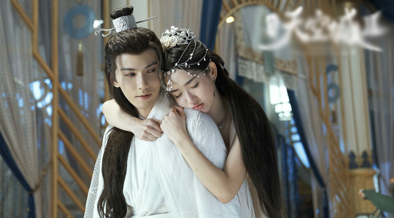 Cặp đôi hẹn hò sau khi hợp tác trong Cửu Châu Thiên Không Thành 2