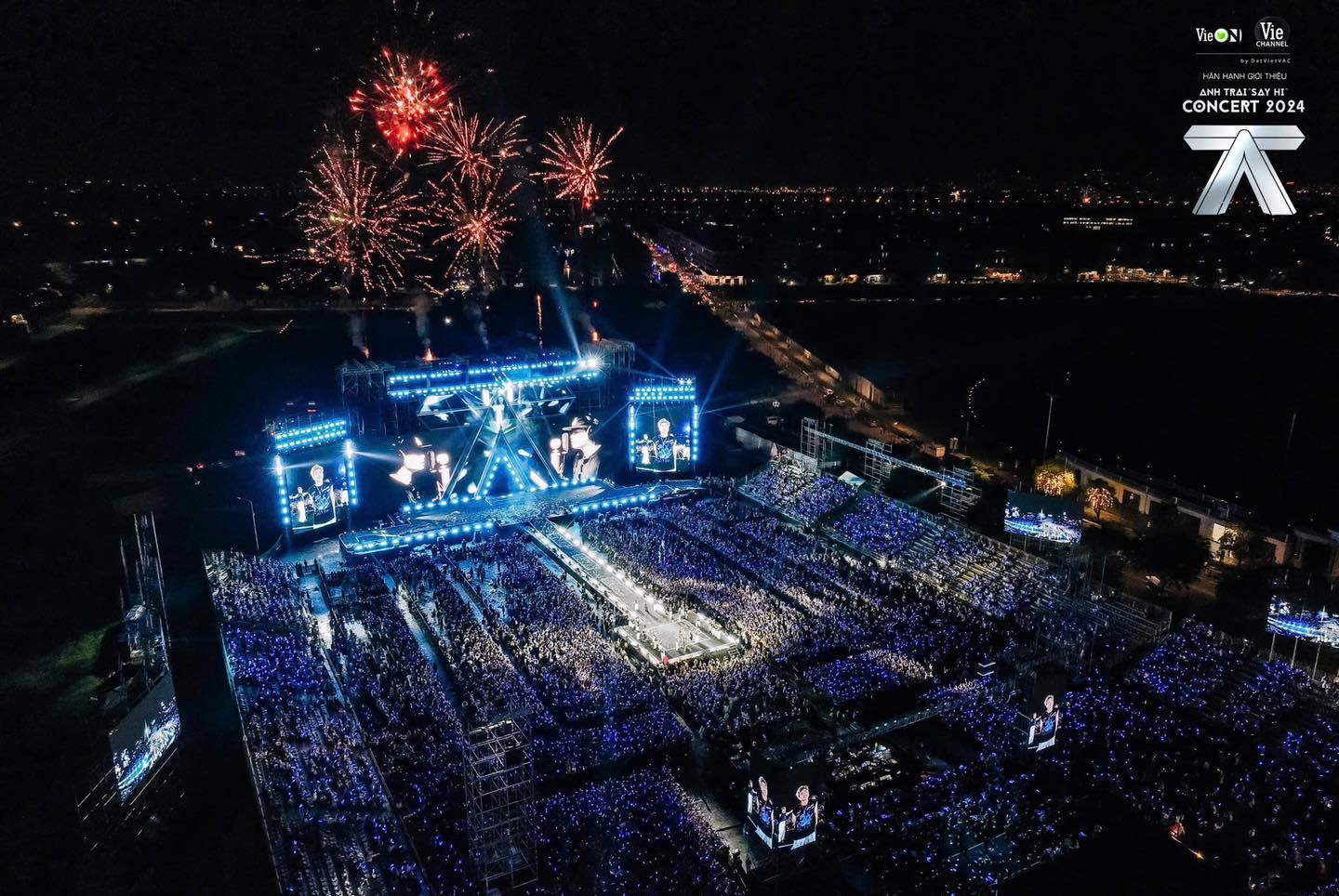 NSX xác nhận đã có hơn 200 nghìn lượt chờ mua vé concert 3, do đó quyết định tổ chức thêm để đáp ứng nhu cầu khán giả