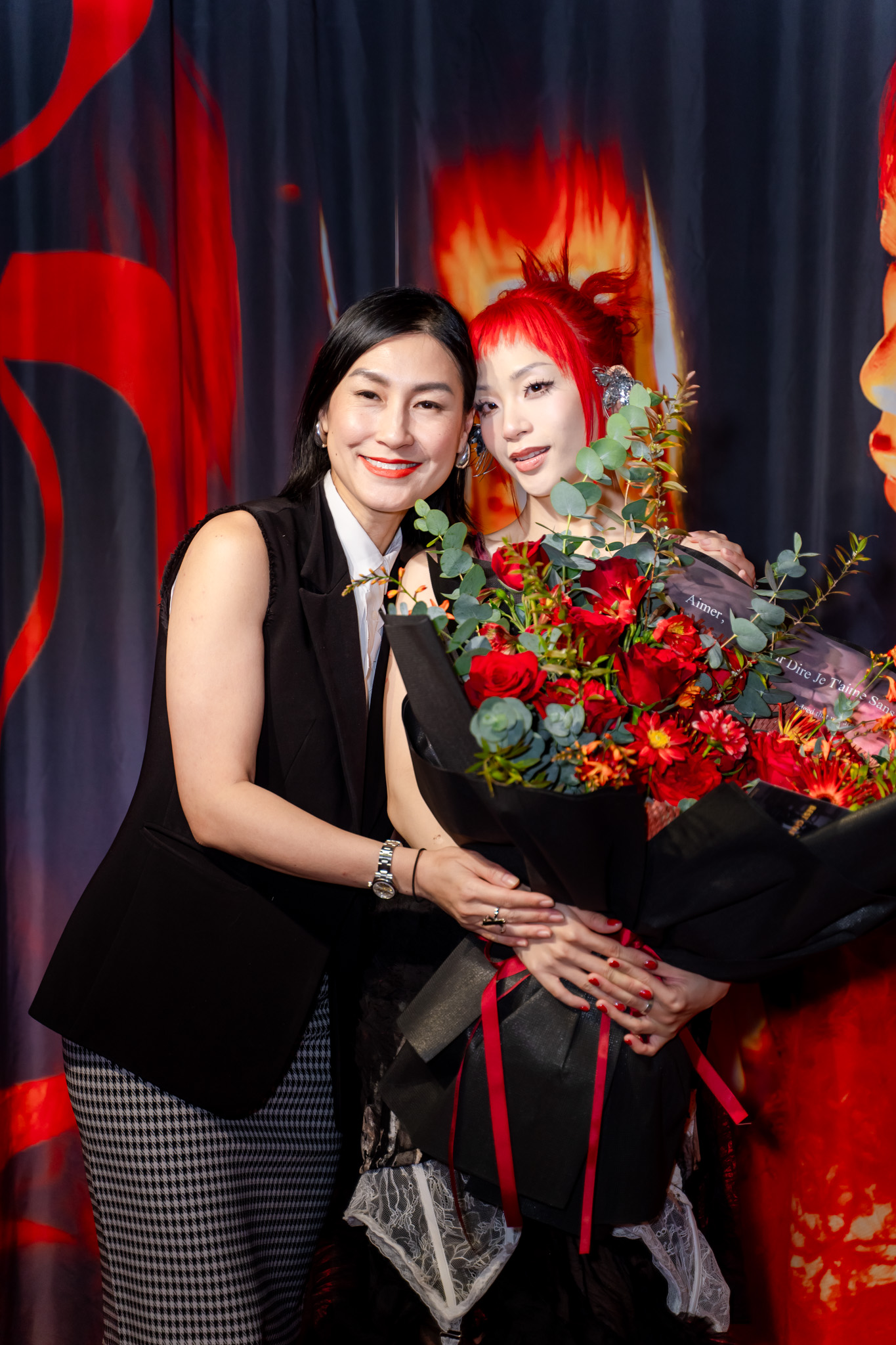 Cùng cô giáo Kathy Uyên