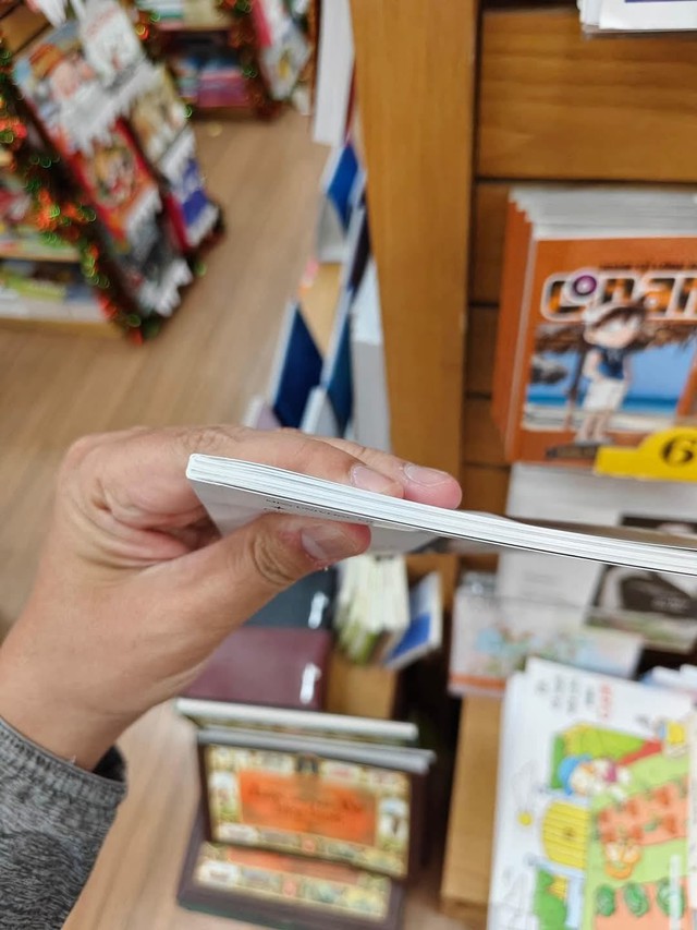 Cuốn sách của Kỳ Duyên khá mỏng, ít nội dung