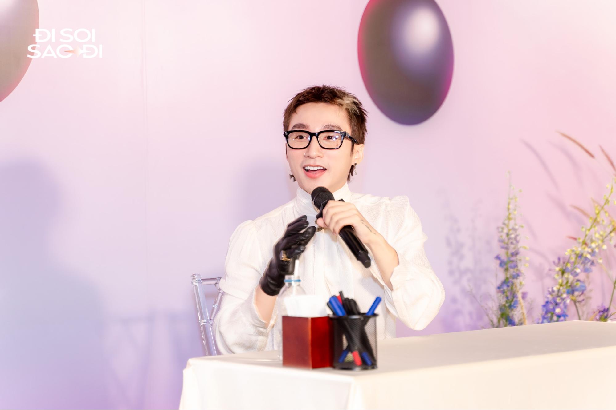 Sơn Tùng M-TP trong buổi fanmeeting tại TP.HCM vừa qua