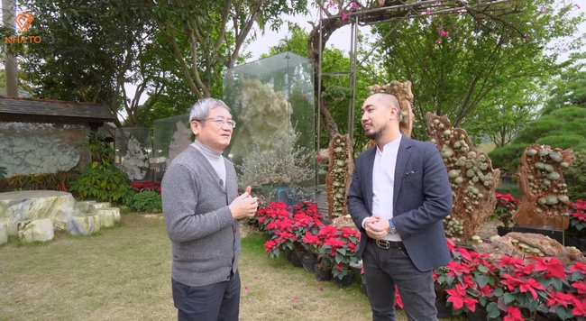 Hoàng Đức cũng hé lộ, chủ nhân của căn biệt phủ 3000m2 này là ông Bùi Quang Ngọc (sinh năm 1956) - Phó chủ tịch tập đoàn FPT.