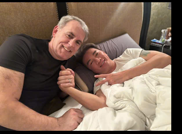 Đàm Vĩnh Hưng và tỷ phú Gegrads William đã ngồi xuống đối thoại và đi tới quyết định rút đơn kiện