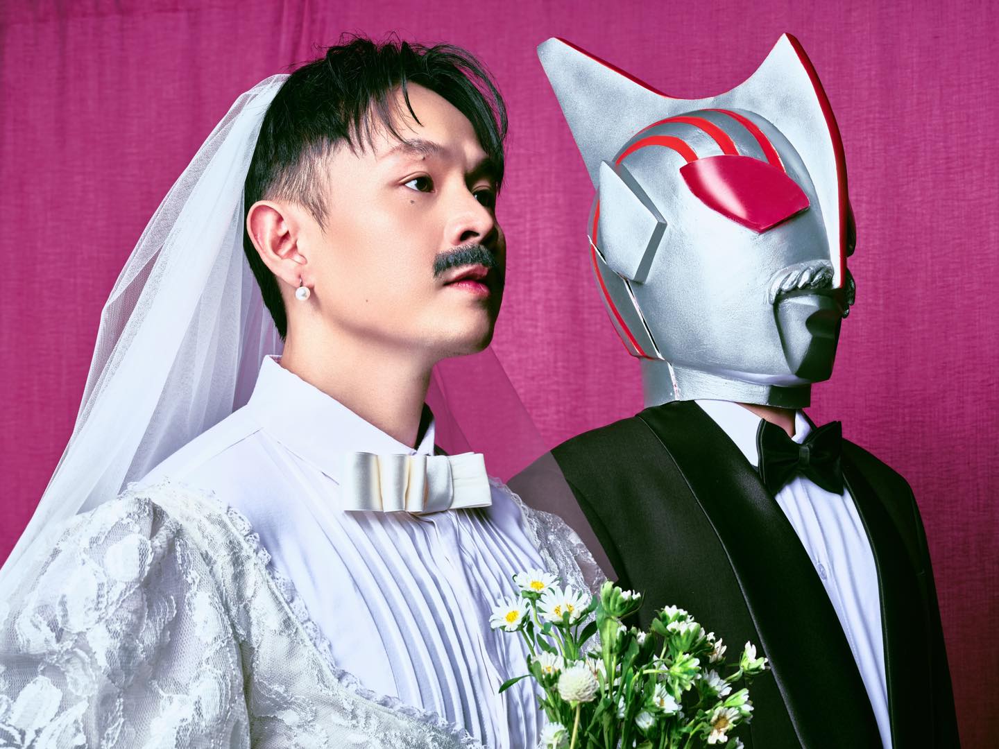 Trong 5 ca khúc, Binz đã thực sự lột tả được những sự đối lập của mình