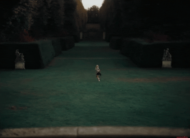 Những khung hình đậm chất thơ sẽ được cô nàng cho lên sóng vào lúc 12 giờ trưa nay