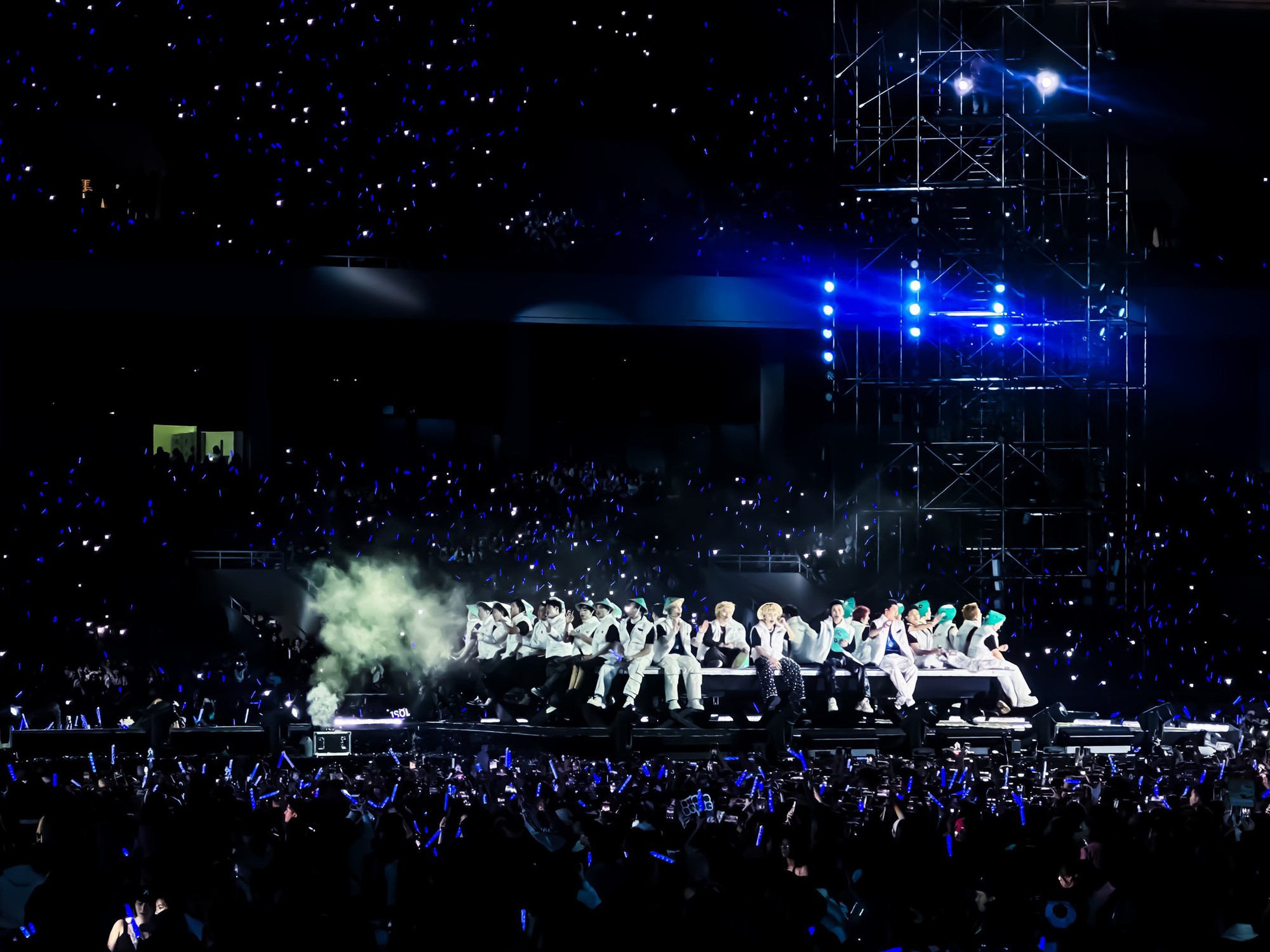 Ban tổ chức Anh Trai Say Hi xin lỗi sau concert 3