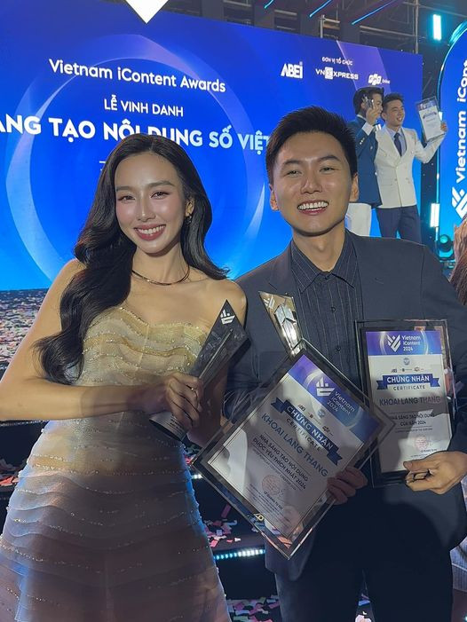 Nàng hậu gửi lời chúc mừng 