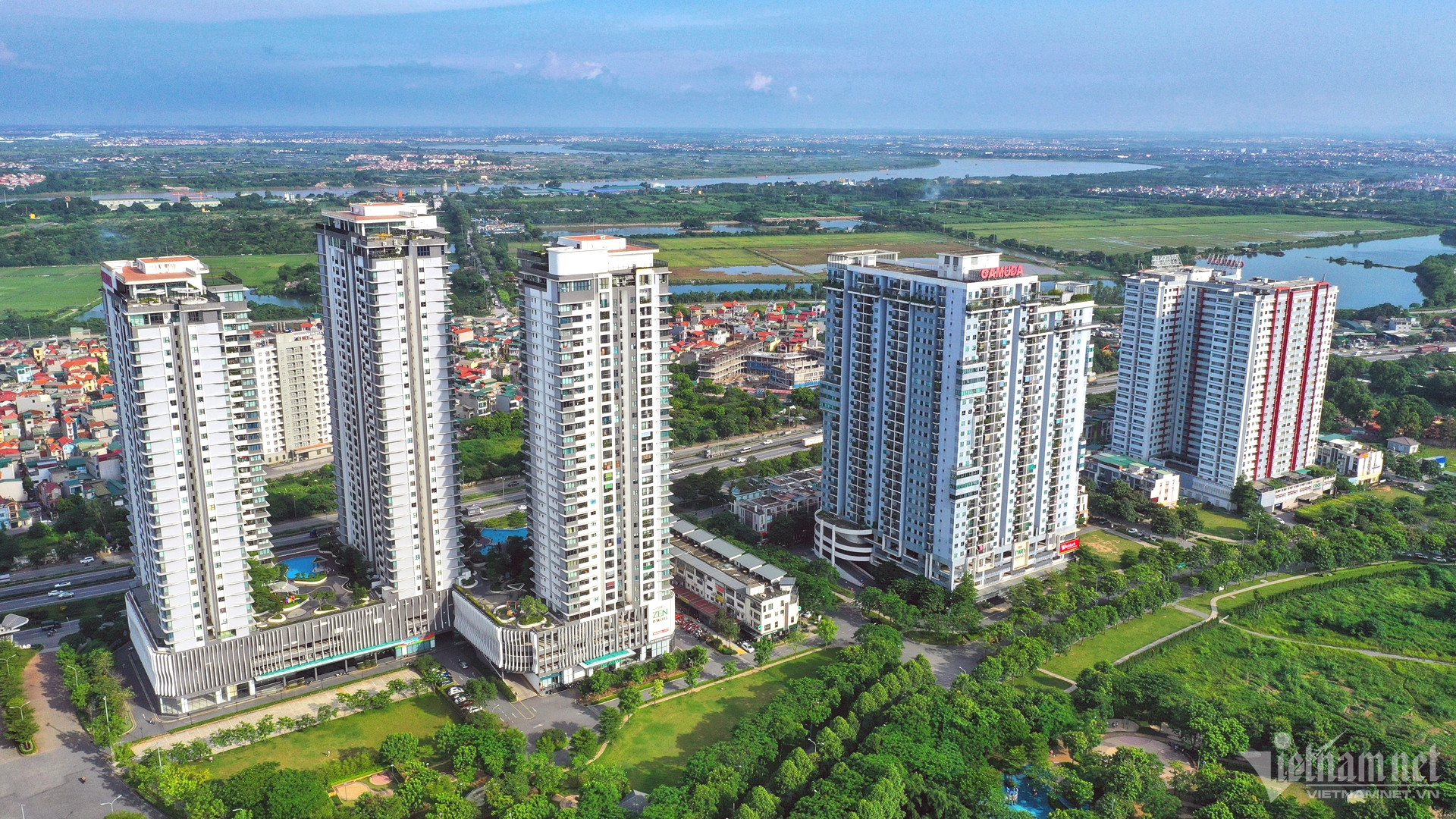 Giá nhà tăng nhanh, thu nhập cao cũng khó mua nhà Hà Nội, TP.HCM. Ảnh: Hoàng Hà