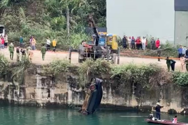 Khu vực phát hiện chiếc xe ôtô bị chìm bên trong có thi thể nạn nhân. Ảnh: Facebook