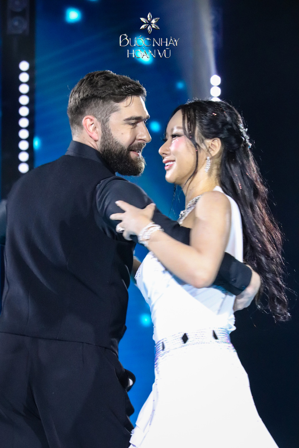 Minyoung và Ganev Georgi.