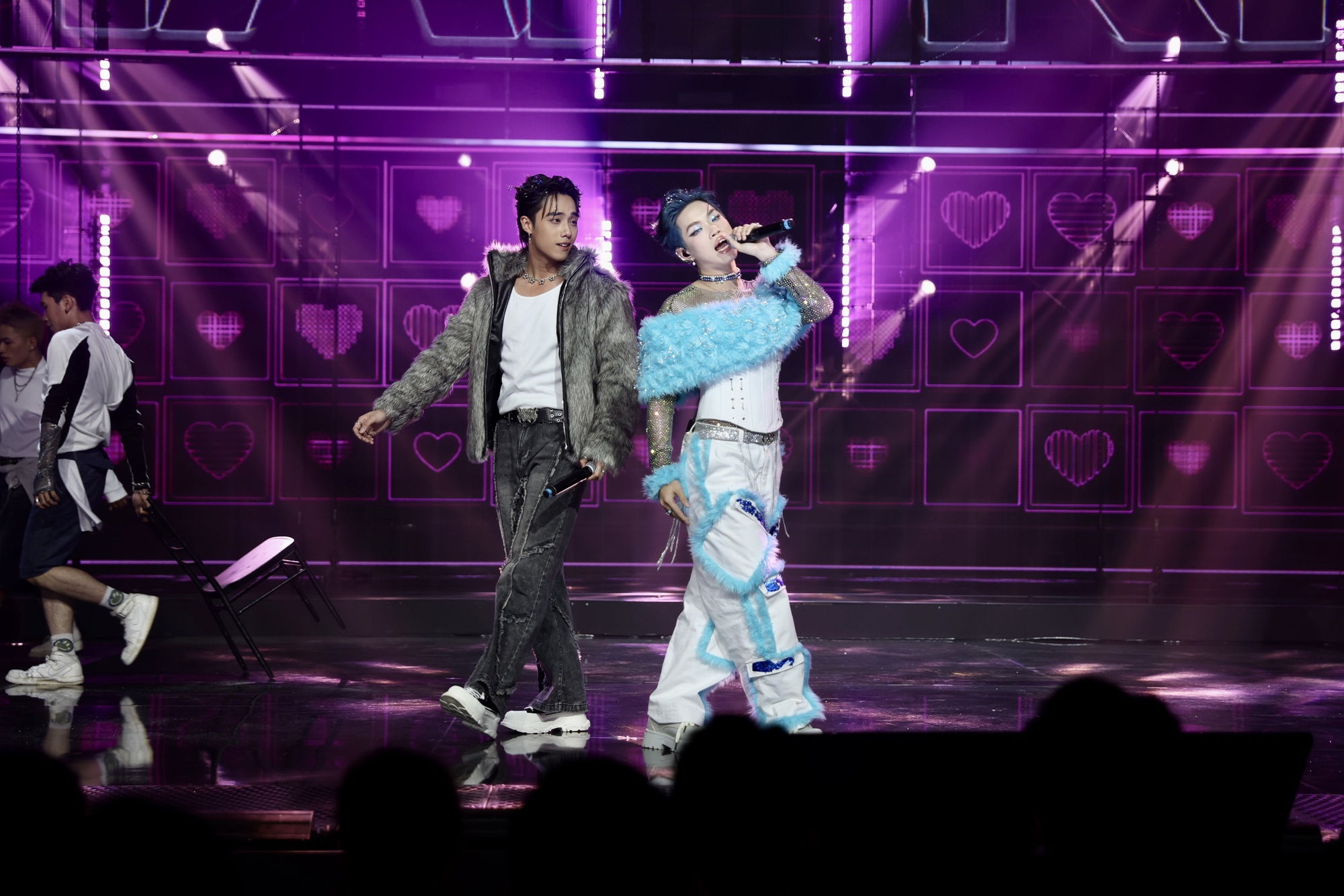 Sau chương trình Anh Trai Say Hi, Pháp Kiều ra mắt sản phẩm cùng Hải Đăng Doo