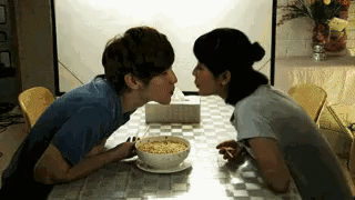 Vì là bạn bè thân thiết nên Dương Tử có nhiều khi đùa kém duyên