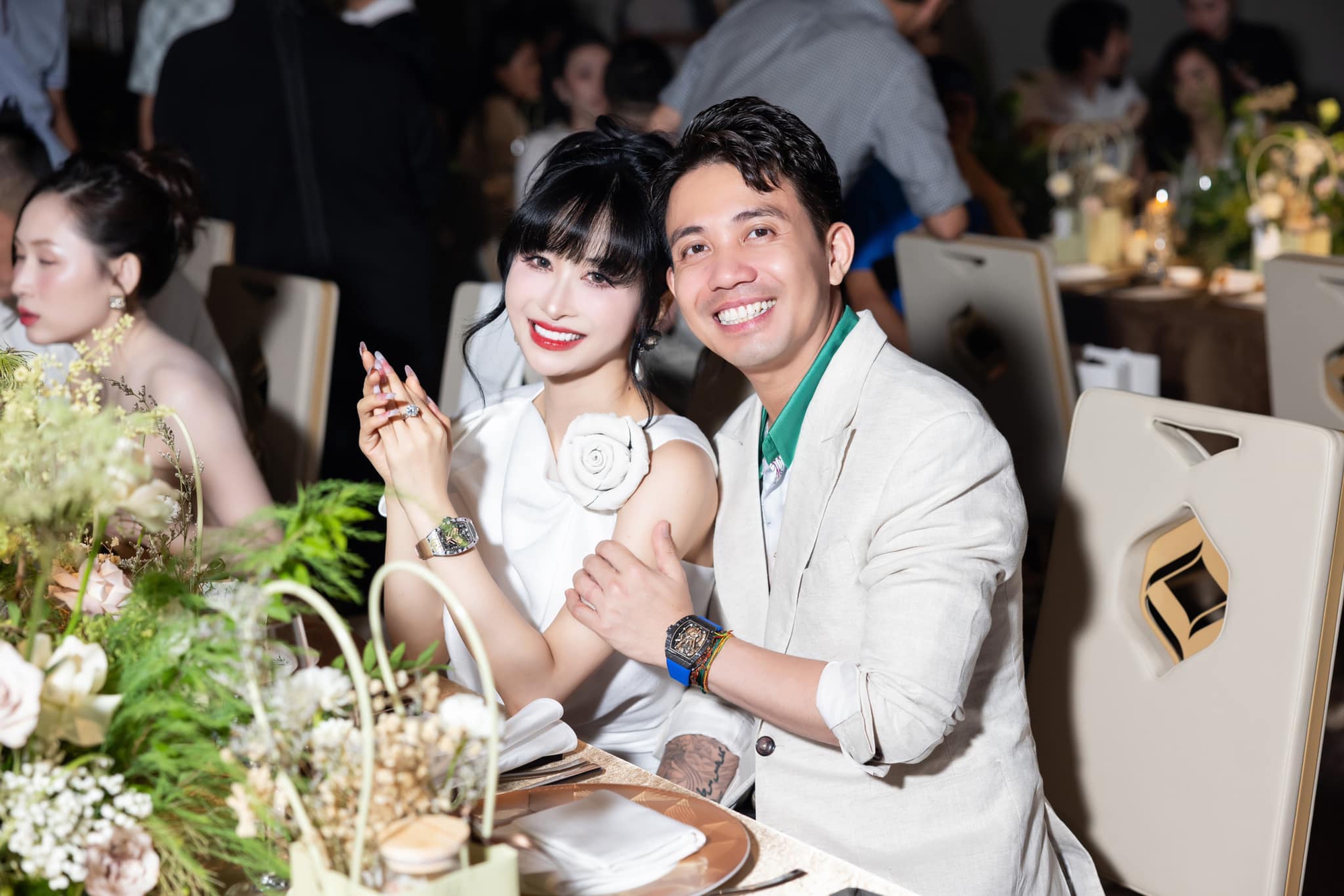 Vợ chồng Minh Nhựa