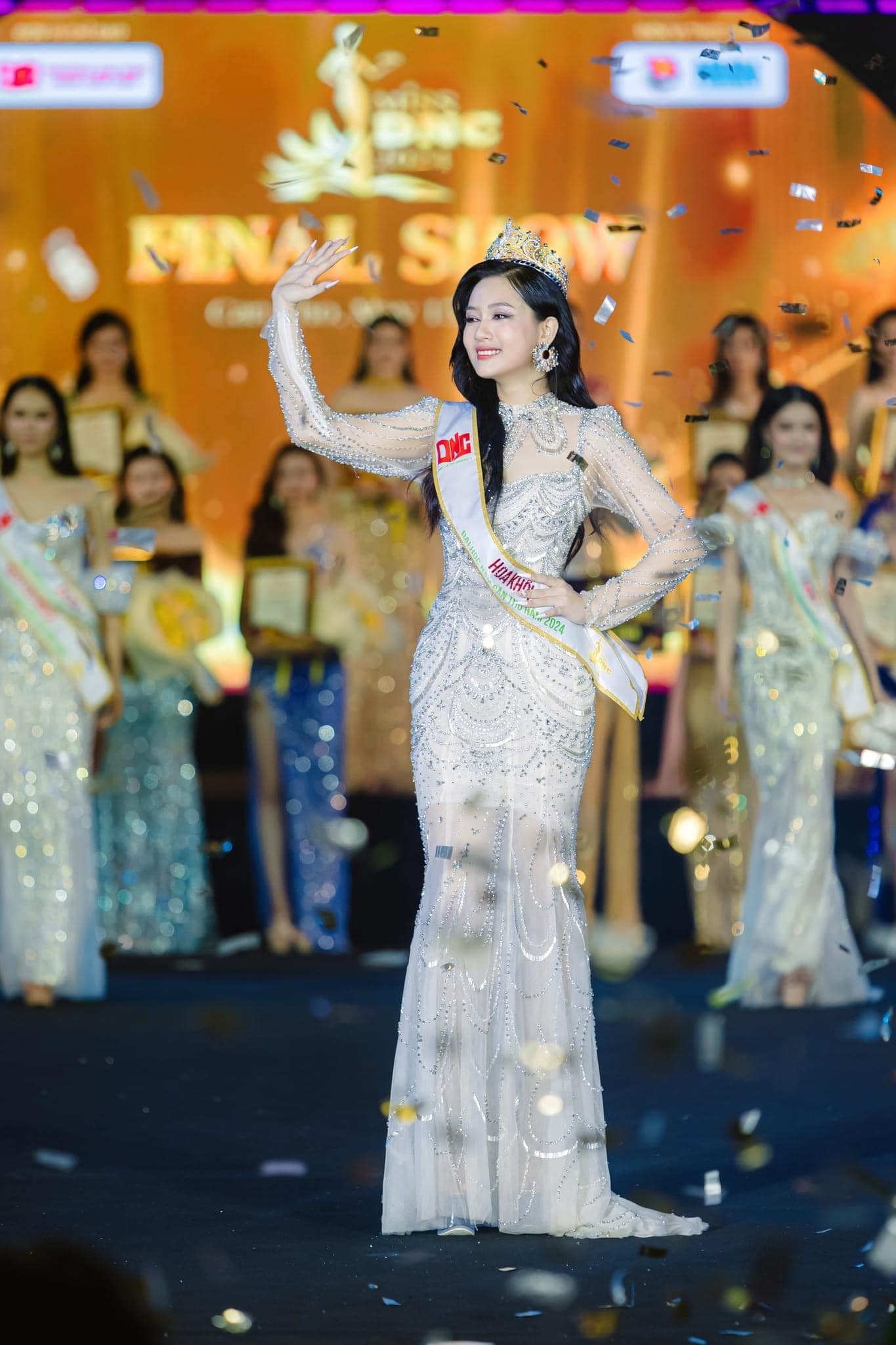 Hải Lam từng đăng quang Hoa khôi tại trường Đại học