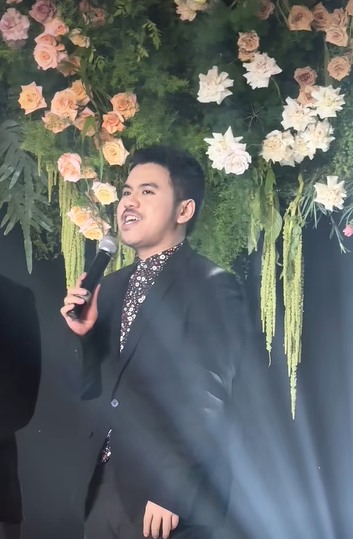 Streamer Mimosa là MC cho đám cưới của Rambo - Trân Mèo.