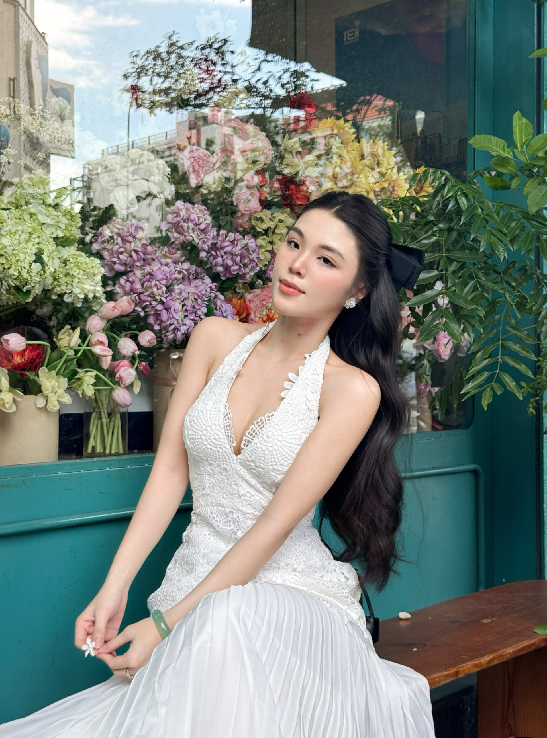 Tuyết Nhung hiện tại như một người hoàn toàn khác