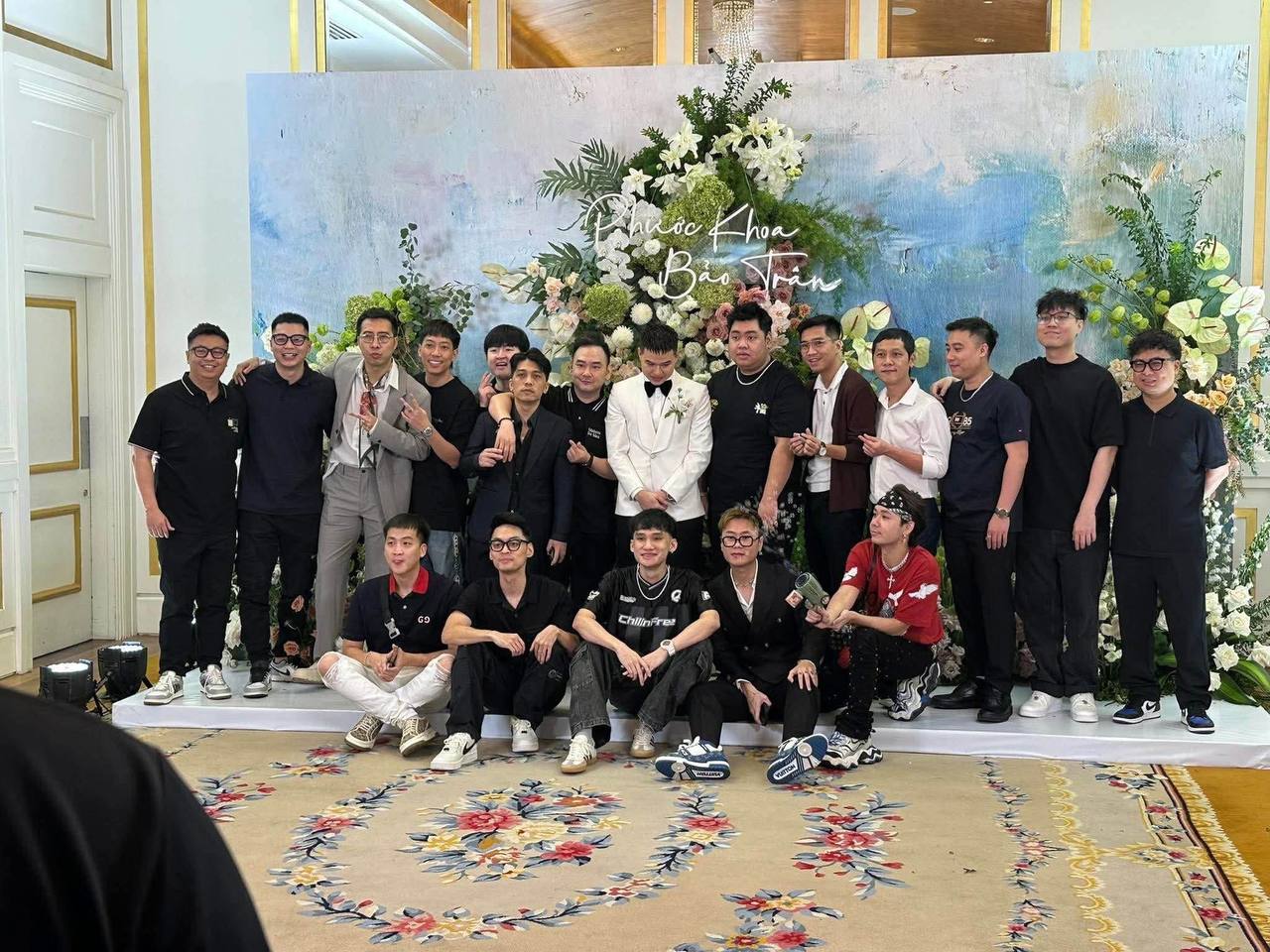 Nhiều hot streamer Việt Nam góp mặt tại tiệc cưới.