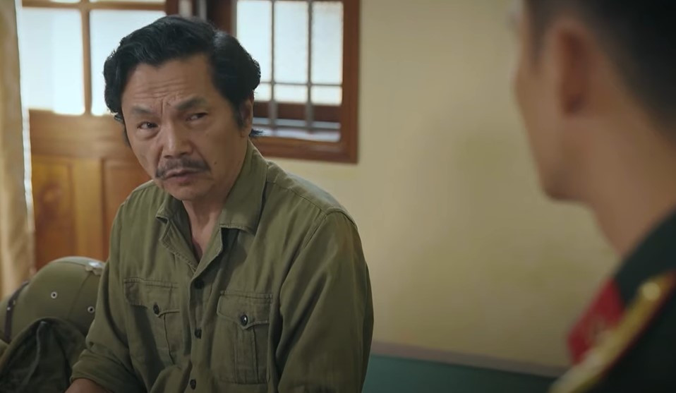 Ông Cường căng thẳng với con trai.