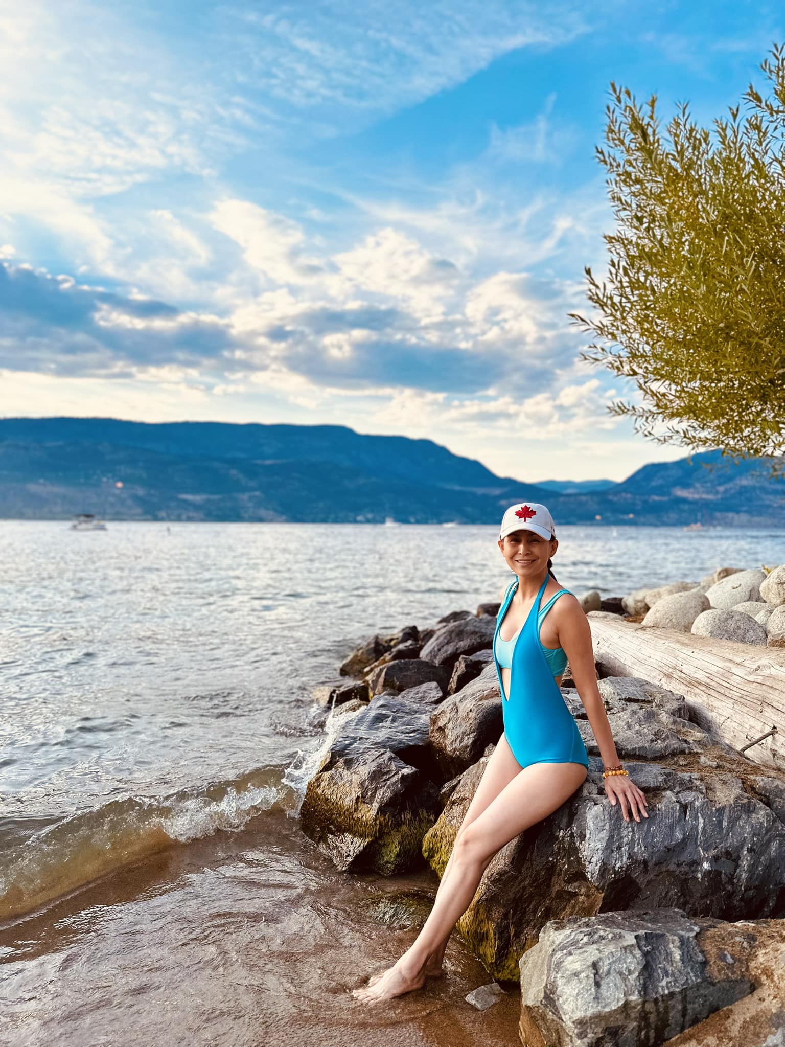 Ở tuổi 50, doanh nhân Lương Hoàng Anh gây chú ý vẫn giữ được sắc vóc mặn mà