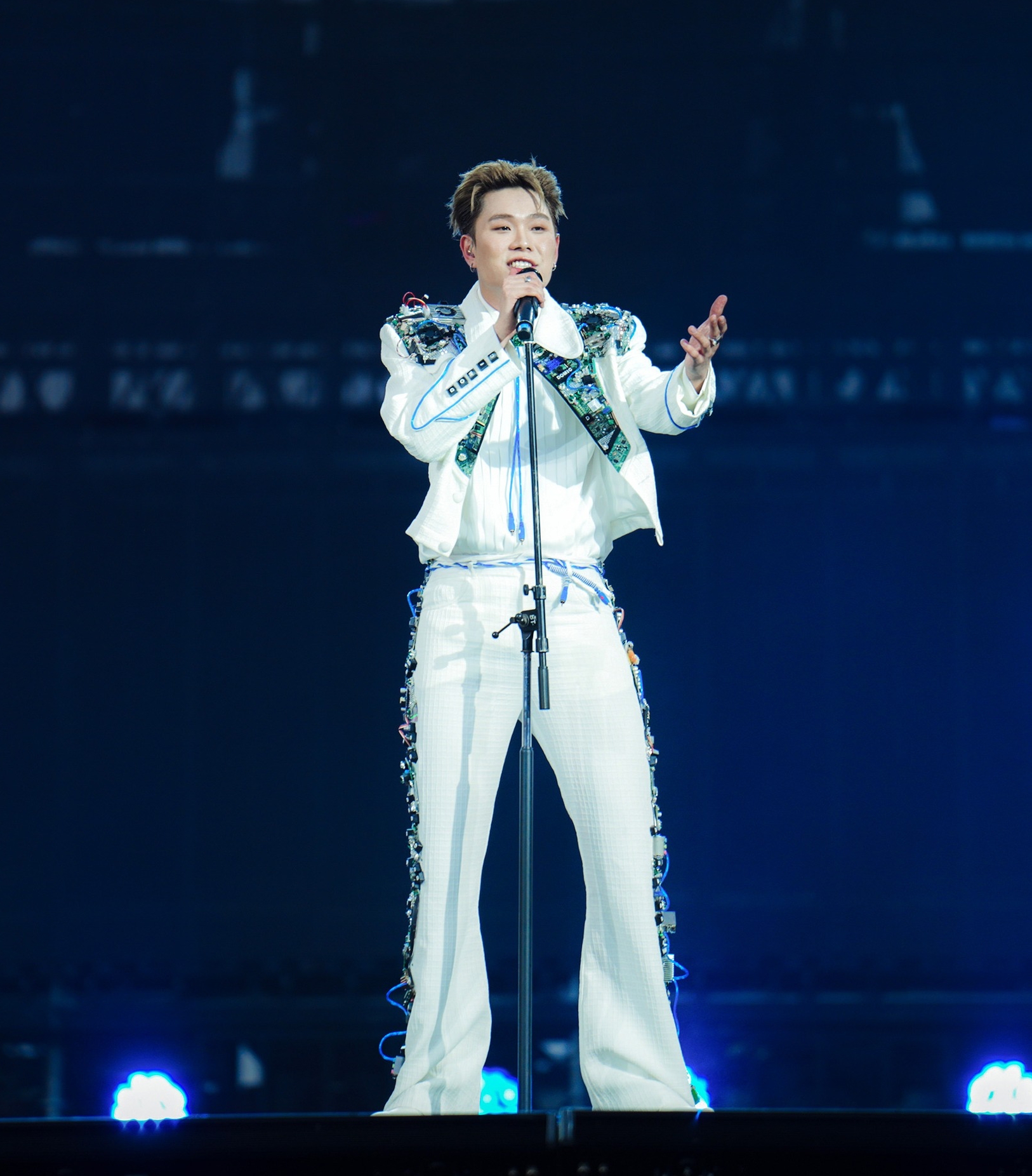 Thành tích của Dương Domic với Mất Kết Nối hiện đứng đầu trong dàn Anh Trai ra nhạc hậu chương trình