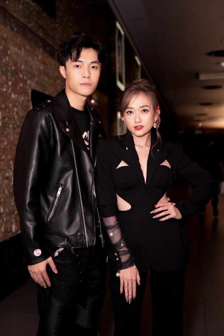 Phương Lan và Phương Đạt liên tục đáp trả nhau trên mạng xã hội khiến netizen xôn xao bàn tán.