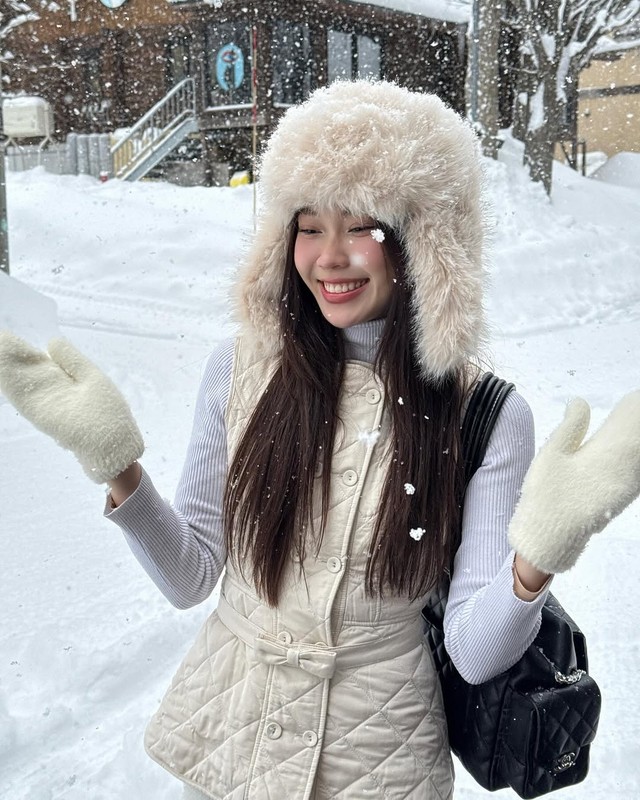 Với lợi thế dáng người mảnh khảnh cùng đôi chân dài miên man, Ly Phạm 