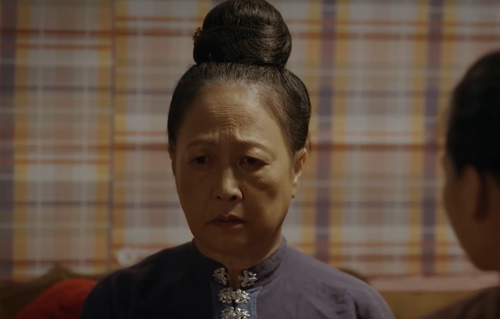 Bà Hồi khuyên con gái chấm dứt tình cảm. Ảnh chụp màn hình.