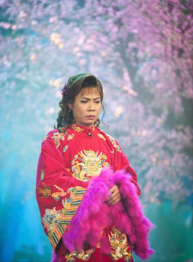 Cô Đẩu do NSND Công Lý thủ vai tạo dấu ấn đậm nét.