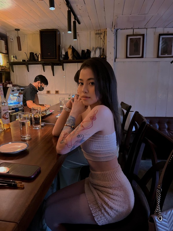 Với phong cách livestream nhẹ nhàng, dễ gần, cùng khả năng giao tiếp cuốn hút, Lai Lai khiến cho người xem luôn cảm thấy thoải mái khi theo dõi các buổi phát sóng của cô.