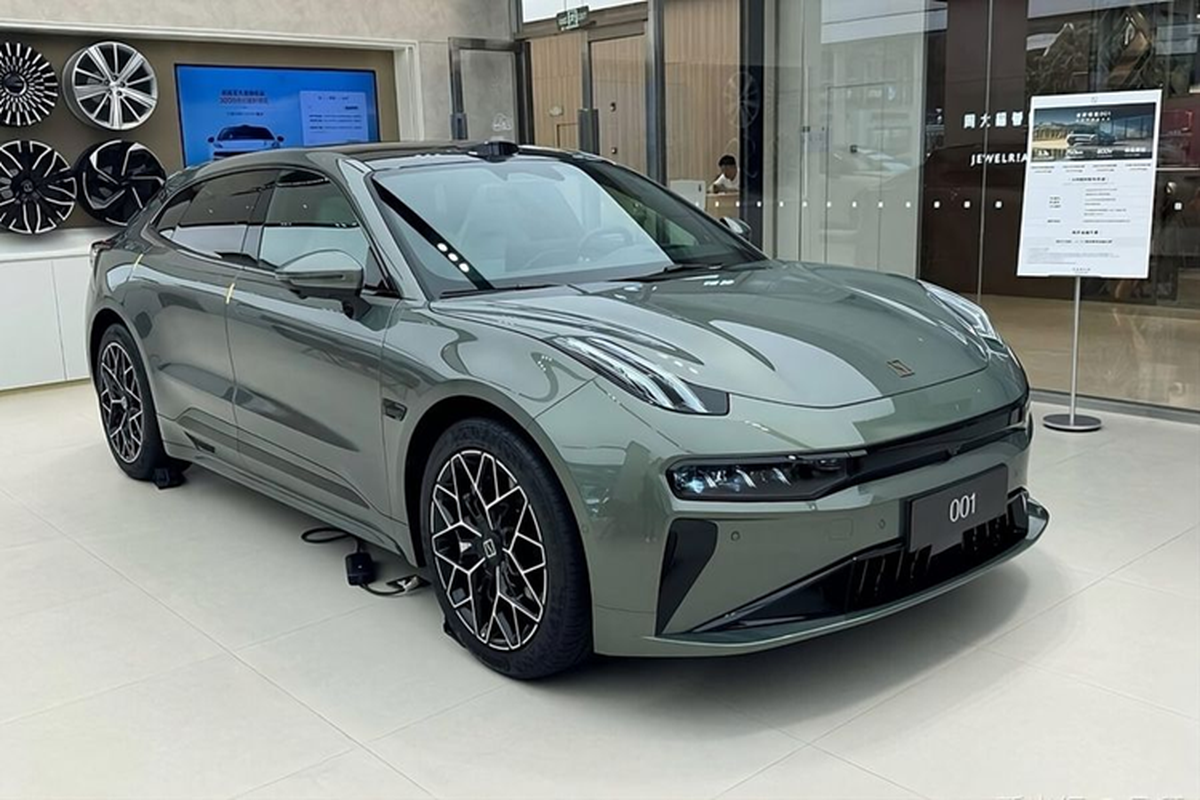 Mới đây, Zeekr thông báo rằng tổng số xe Zeekr 001 2024 mới đã được giao vượt quá 250.000 chiếc, trở thành mẫu xe điện Trung Quốc nhanh nhất đạt được cột mốc này. Tính đến hết tháng 11, lượng xe bán ra của Zeekr 001 đạt hơn 92.000 chiếc.