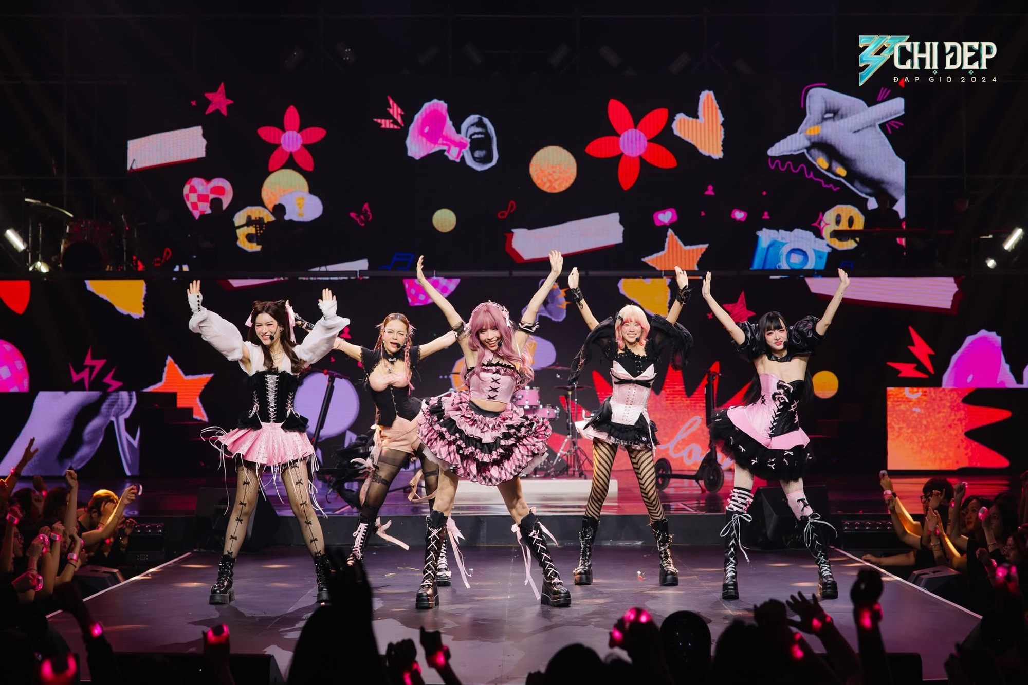 Đợi Bàn là 1 trong những sân khấu đỉnh nhất từ đầu mùa tới giờ