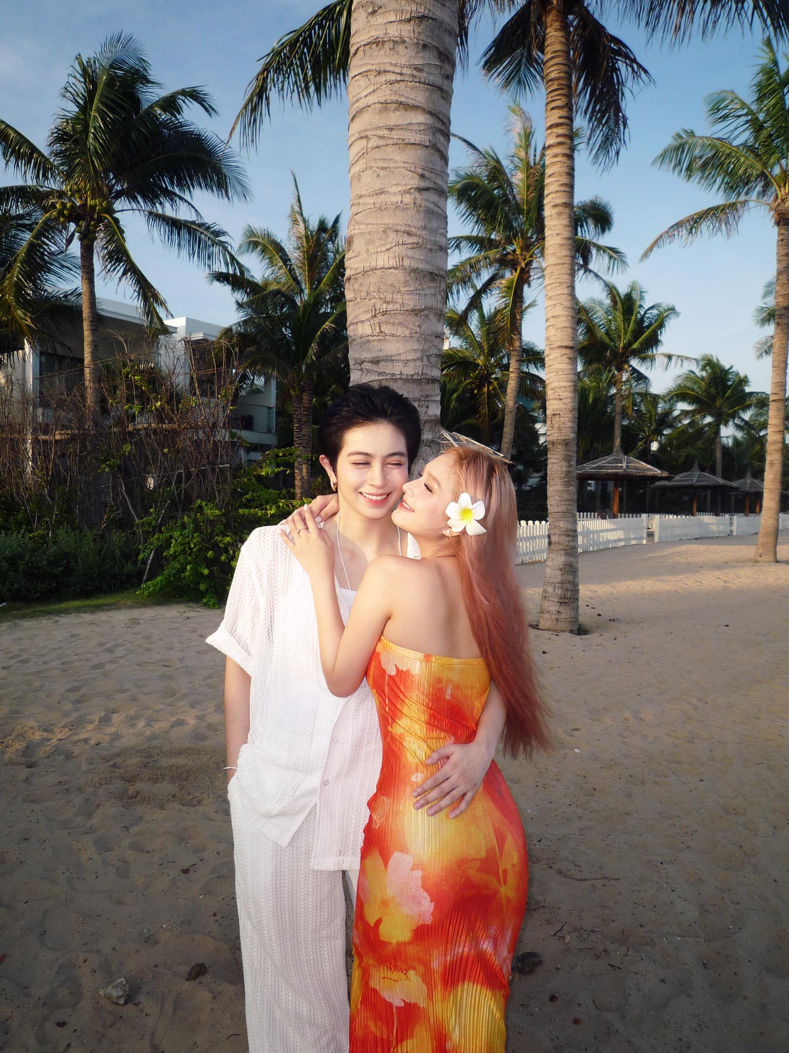 Những bộ ảnh tình tứ của bộ đôi này luôn gây sốt MXH