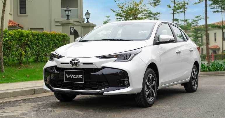 Toyota Vios được hãng giảm giá tương đương 50% lệ phí trước bạ trong tháng 12. Ảnh TMV