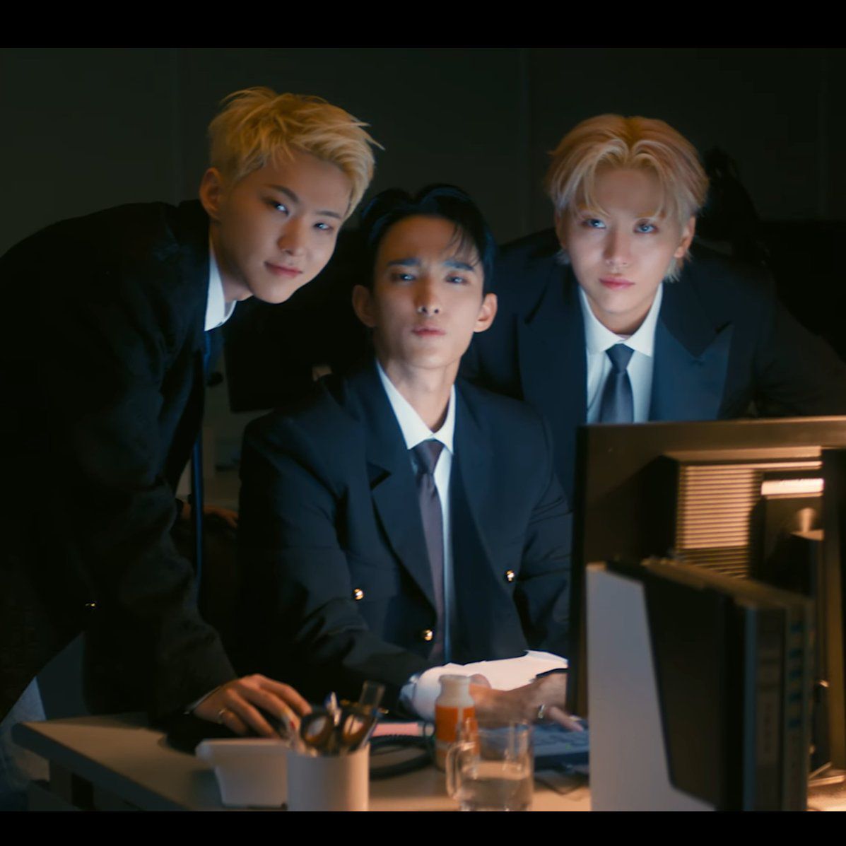 Lịch quảng bá cho màn comeback của nhóm nhỏ SEVENTEEN - BSS cũng được dời đến hết Quốc tang