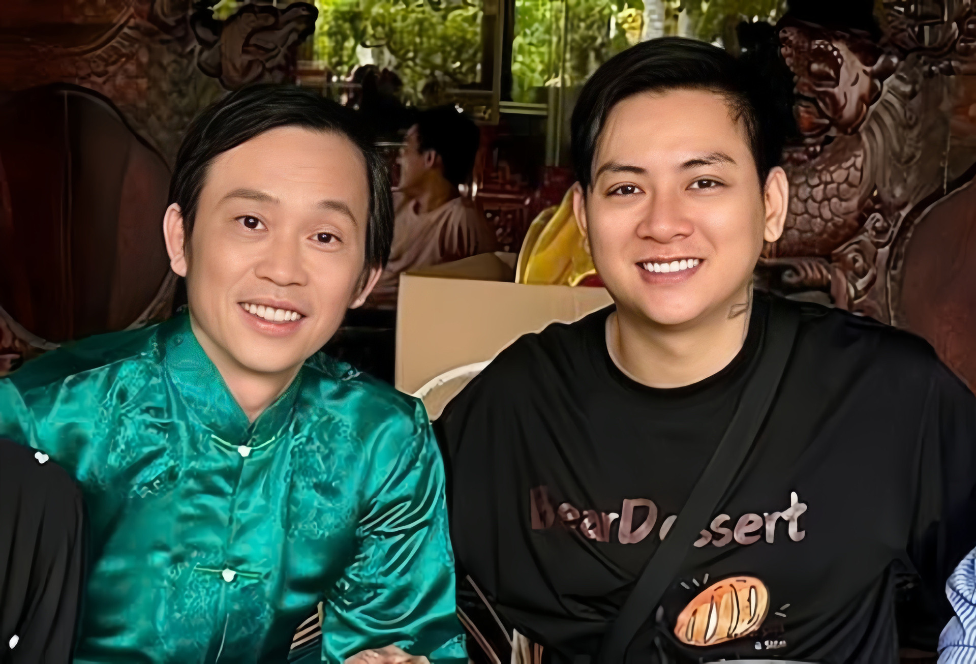 Hoài Lâm hiện đã hàn gắn rạn nứt với cha nuôi - nghệ sĩ Hoài Linh. 