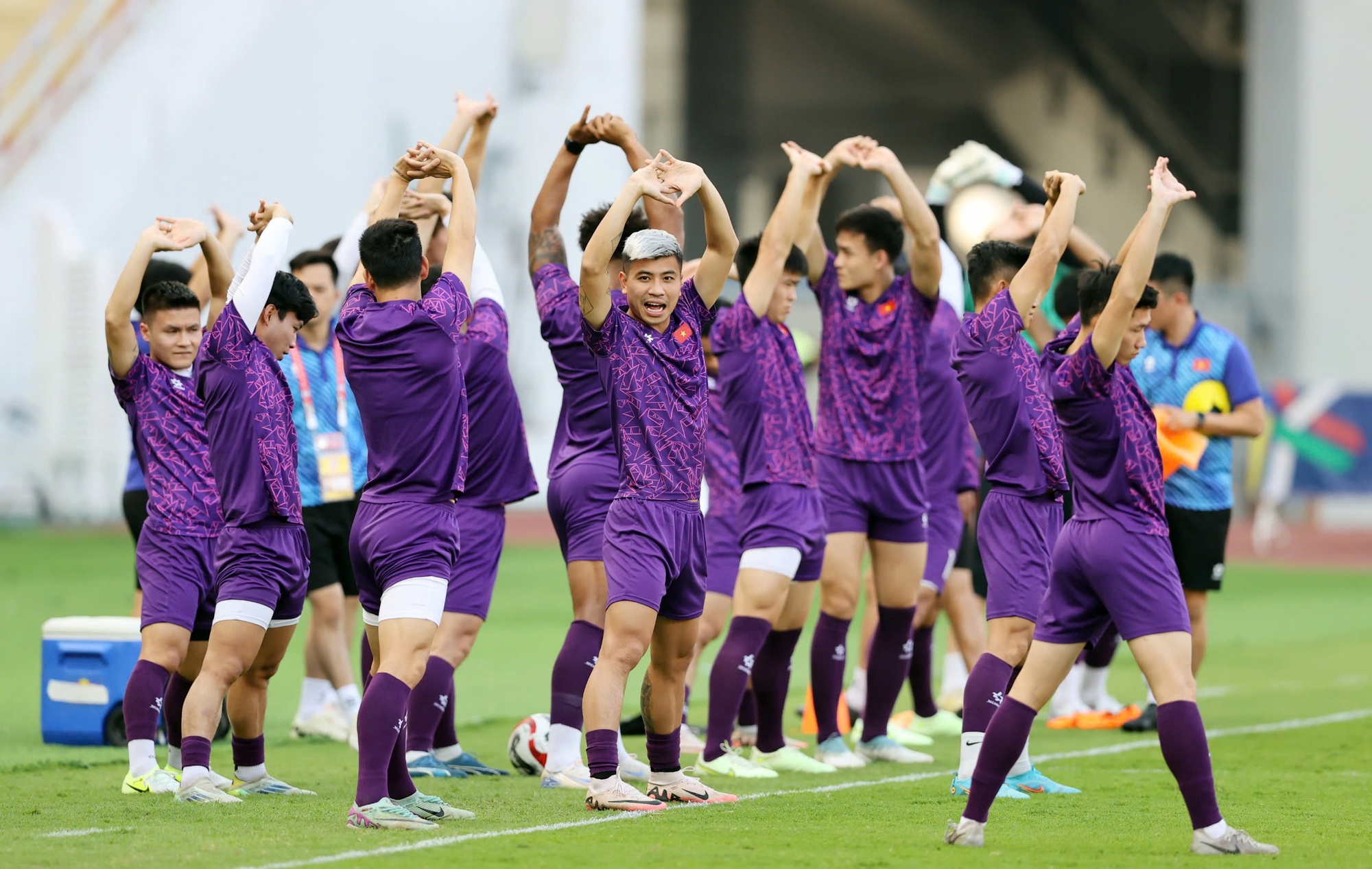 Đội tuyển Việt Nam có tinh thần thoải mái trước trận với Thái Lan