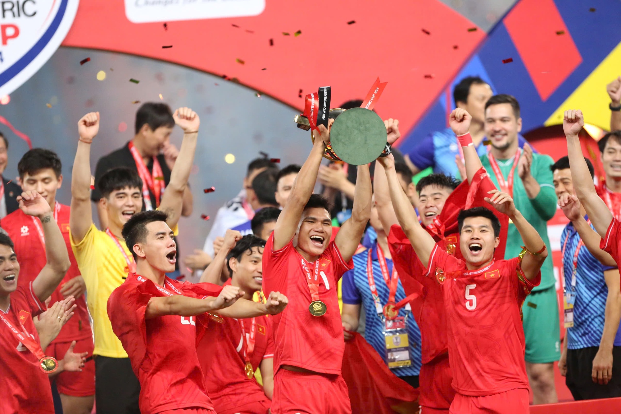 ĐT Việt Nam thực sự đã có một kì AFF Cup 